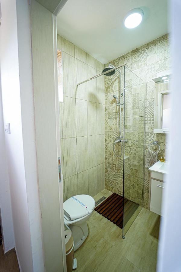 Salas Isailovi Sremska Mitrovica Ngoại thất bức ảnh